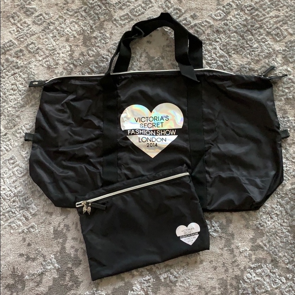 VS Fashion Show Large Tote